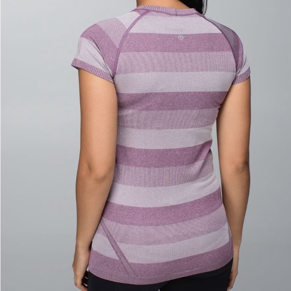 Lululemon Swiftly Tech T-Shirt - Picture 2 of 10